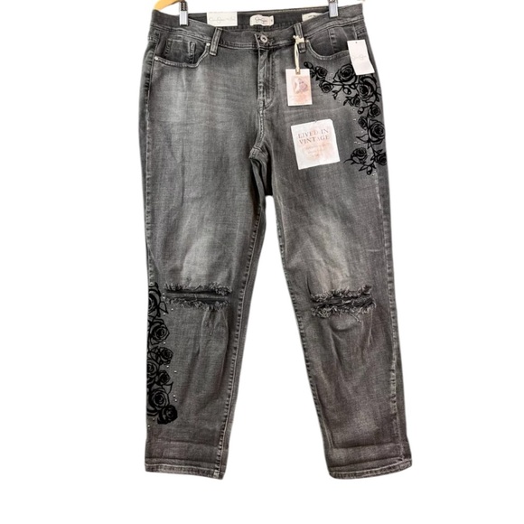 Jessica Simpson Denim - NWT Jessica Simpson Women's Lived In Vintage Gray/Black embroidered Jean size 31